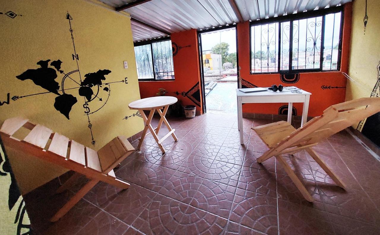Casa Latina Hostel San Cristobal de las Casas Bagian luar foto